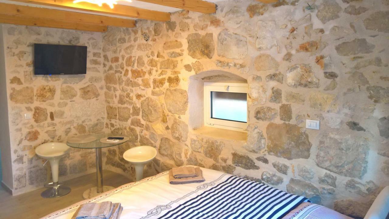 Nanna'S Little Paradise Hvar Town Buitenkant foto
