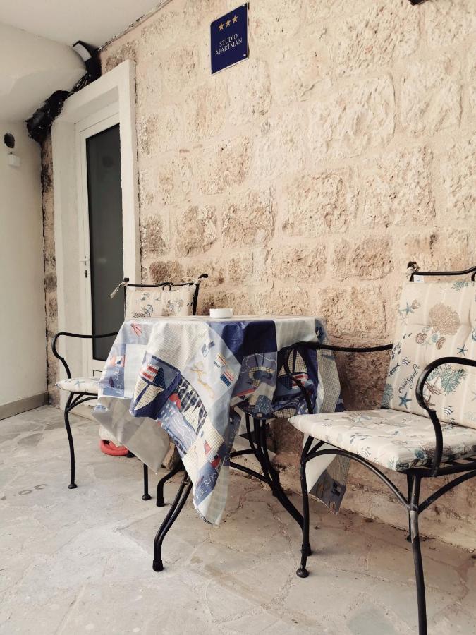 Nanna'S Little Paradise Hvar Town Buitenkant foto